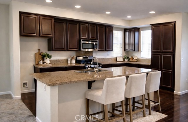 Detail Gallery Image 12 of 20 For 2174 Morrow St, Hayward,  CA 94541 - 4 Beds | 3/1 Baths