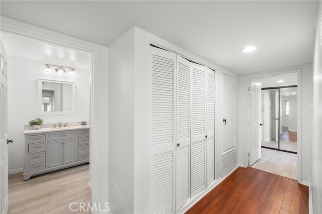 Detail Gallery Image 15 of 39 For 1053 Lakeview, Azusa,  CA 91702 - 2 Beds | 2 Baths