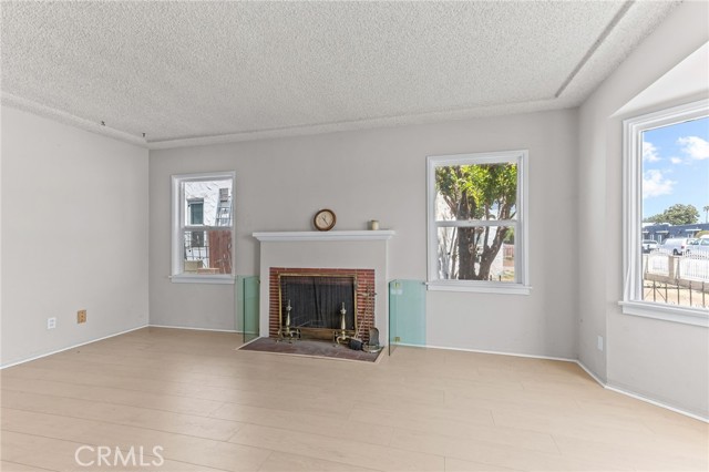1357 Amalia Avenue, Los Angeles CA: https://media.crmls.org/medias/204fc43d-982c-4f61-80d9-2f179b8289c1.jpg