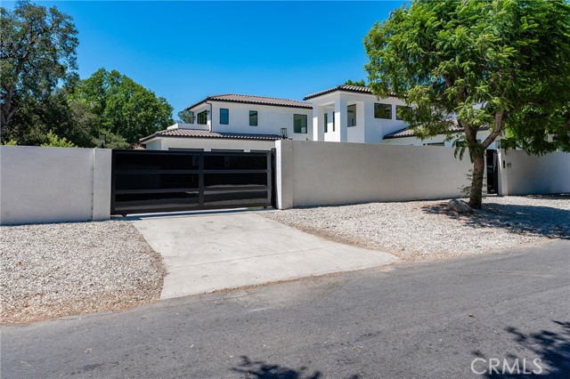 Detail Gallery Image 61 of 74 For 13807 Magnolia Bld, Sherman Oaks,  CA 91423 - 5 Beds | 4/1 Baths