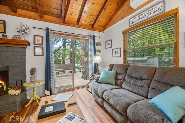 Detail Gallery Image 6 of 20 For 42955 Encino, Big Bear Lake,  CA 92315 - 1 Beds | 1 Baths