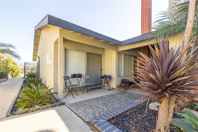 Image 7 of 38 For 4110 Hathaway Ave