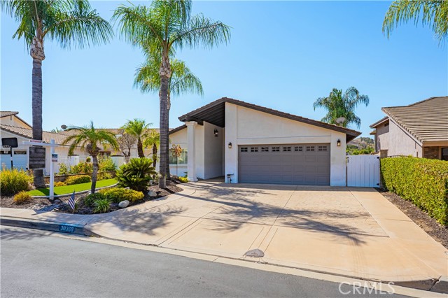 30360 Point Marina, Canyon Lake CA: https://media.crmls.org/medias/205032a3-3533-426b-bb97-9f2eec51b4b0.jpg