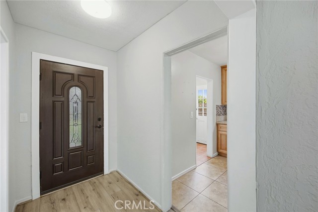 Detail Gallery Image 9 of 28 For 7108 Mammoth, Van Nuys,  CA 91405 - 3 Beds | 2 Baths