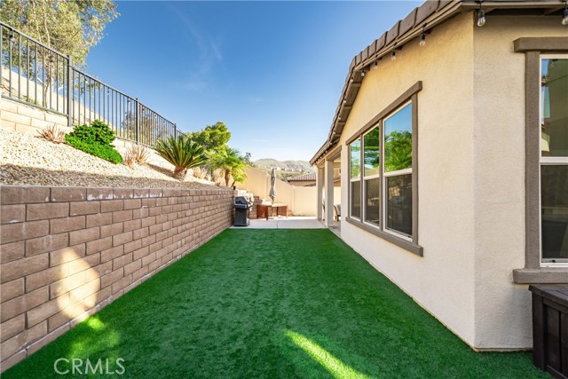 11298 Finders Court, Corona CA: https://media.crmls.org/medias/2050efe9-5022-48d3-acd7-40b402cac3c1.jpg