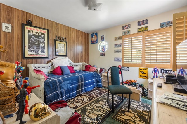 11028 Spinning Avenue, Inglewood CA: https://media.crmls.org/medias/20519be2-d26e-4130-beaa-a647890a788e.jpg
