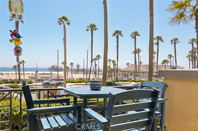 Detail Gallery Image 2 of 37 For 200 Pacific Coast #130,  Huntington Beach,  CA 92648 - 1 Beds | 1 Baths