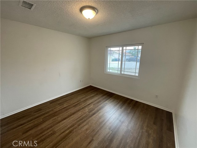 25141 Silent Creek Road, Moreno Valley CA: https://media.crmls.org/medias/2053b40e-d0be-42bc-92d5-03a86f9f0bca.jpg