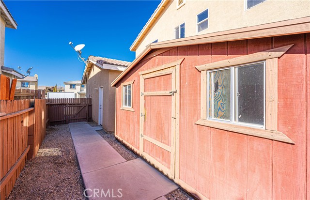 15053 Leaf Lane, Victorville, California 92394, 4 Bedrooms Bedrooms, ,2 BathroomsBathrooms,Single Family Residence,For Sale,Leaf,CV24235517