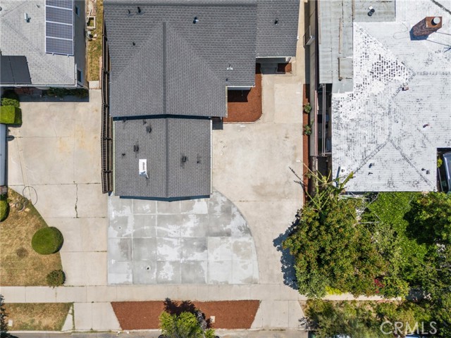 18656 Runnymede Street, Reseda CA: https://media.crmls.org/medias/20559dd8-852c-4dfb-81fe-be2448707c13.jpg