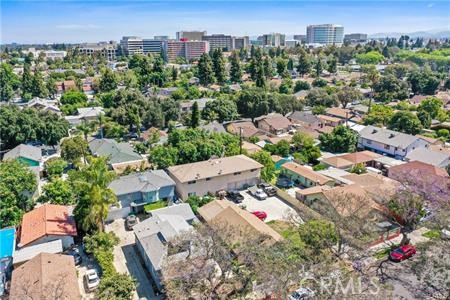 1003 W Myrtle Street, Santa Ana CA: https://media.crmls.org/medias/2055bbac-3d15-4b7c-92ec-7d809aa498b6.jpg