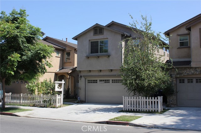 14356 Gilmore Street, Los Angeles, California 91401, 4 Bedrooms Bedrooms, ,2 BathroomsBathrooms,Single Family Residence,For Sale,Gilmore,TR24158945