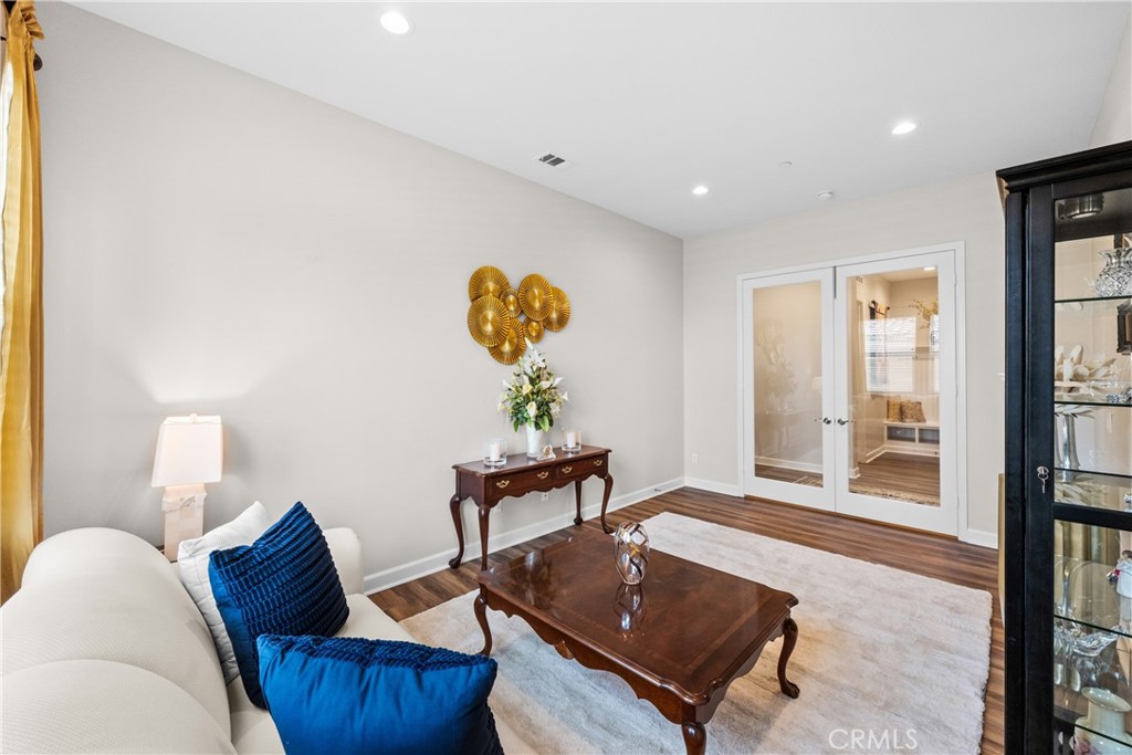 MLS #OC25159239 img 20