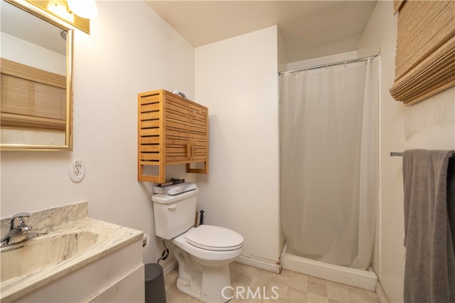 Detail Gallery Image 15 of 26 For 332 Grenfall Ln, Big Bear City,  CA 92314 - 3 Beds | 2 Baths