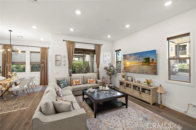 Detail Gallery Image 3 of 29 For 756 Sunrise Rd, Rancho Mission Viejo,  CA 92694 - 3 Beds | 3 Baths