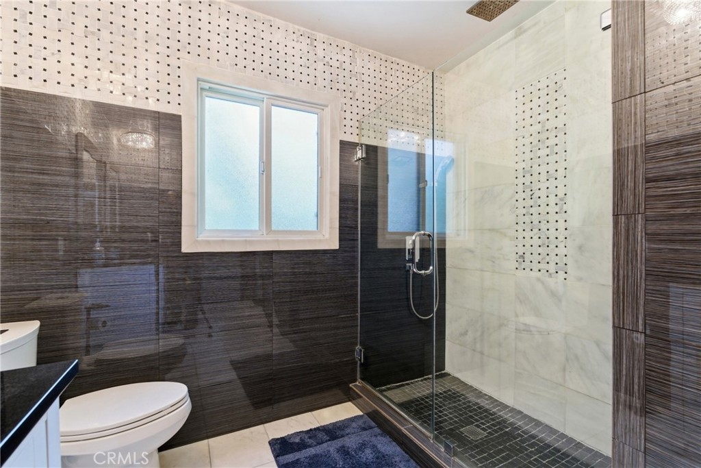 https://media.crmls.org/medias/205723f2-0944-4025-aa5d-7c52518977cd.jpg?preset=X-Large
