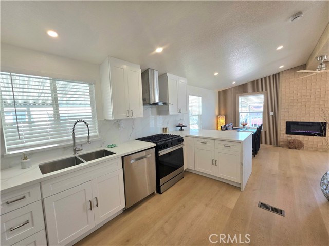 Front Image Thumbnail for CRSB26184275
