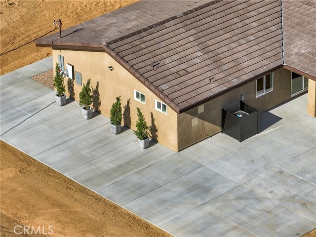9641 Buena Vista Street, Apple Valley CA: https://media.crmls.org/medias/2059a3f2-2e28-434a-91b9-d6549940e870.jpg