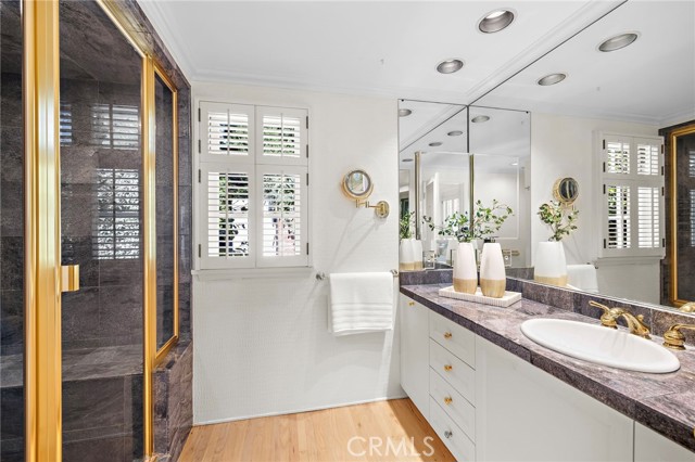 Detail Gallery Image 23 of 41 For 31571 Bluff Dr, Laguna Beach,  CA 92651 - 3 Beds | 3 Baths