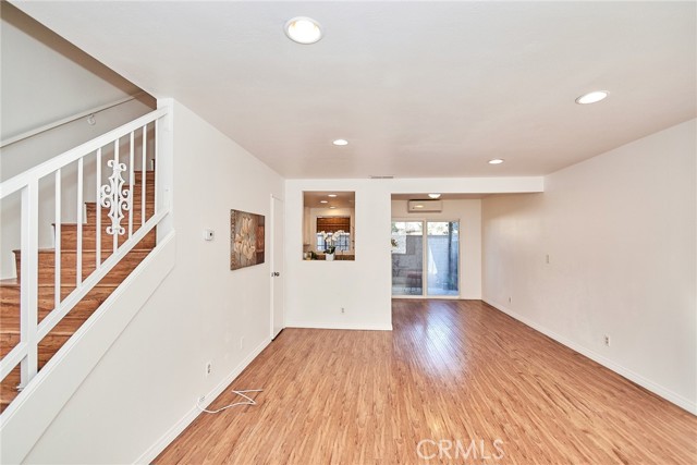 Detail Gallery Image 14 of 33 For 1410 S Del Mar Ave #6,  San Gabriel,  CA 91776 - 3 Beds | 2/1 Baths