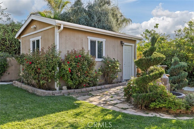 Detail Gallery Image 31 of 38 For 10700 Rainwater Ln, Bakersfield,  CA 93306 - 3 Beds | 2 Baths