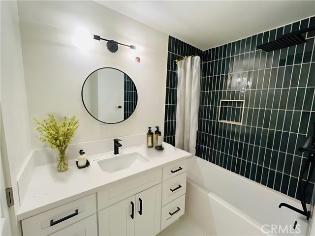 13282 Verde Street, Garden Grove CA: https://media.crmls.org/medias/205b2171-76f4-40b3-88e7-5f882547e4a4.jpg