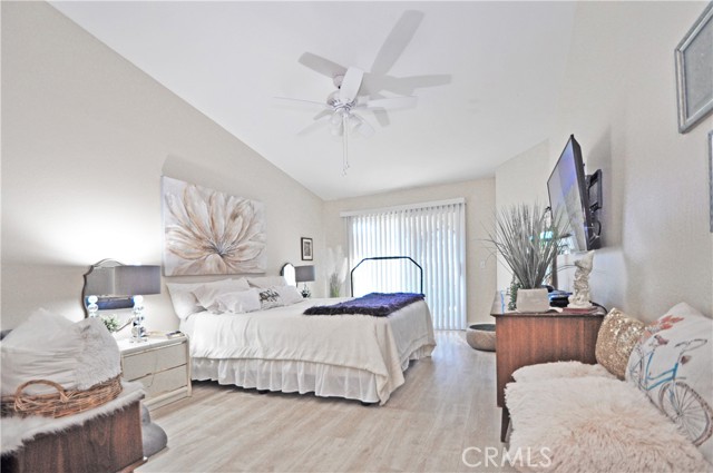 5976 Spanish Trail, Banning CA: https://media.crmls.org/medias/205b7c26-6327-4e5e-be8a-2ff36e3aa847.jpg