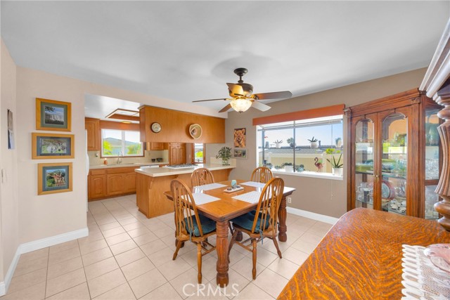 405 Avenida Salvador, San Clemente CA: https://media.crmls.org/medias/205cf583-5a40-4e7f-8242-0d4de64dc23e.jpg
