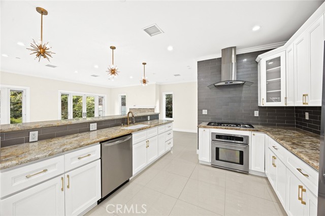 416 N Altura Road, Arcadia CA: https://media.crmls.org/medias/205d10a2-f46a-410b-9dbf-fd43a04aed7e.jpg