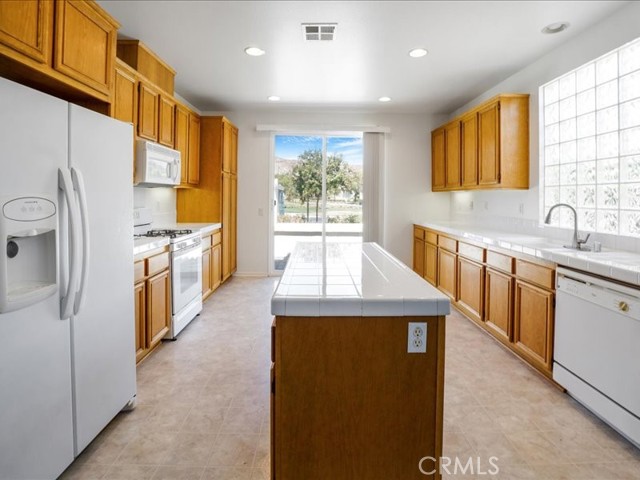 Detail Gallery Image 18 of 62 For 248 Four Season Bld, Hemet,  CA 92545 - 2 Beds | 2 Baths