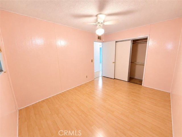 10883 Vinedale photo 17