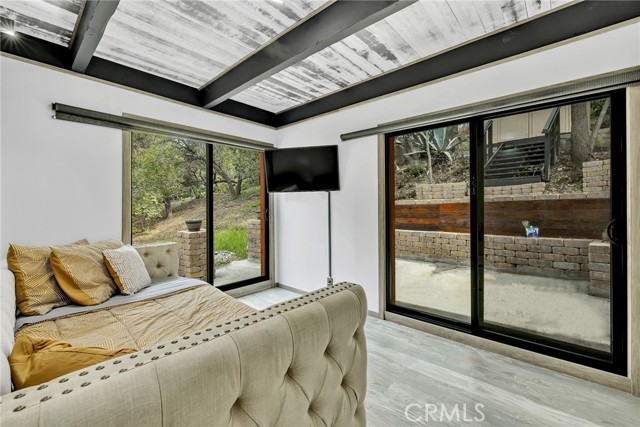 Detail Gallery Image 20 of 55 For 4256 Rosario Rd, Woodland Hills,  CA 91364 - 4 Beds | 2 Baths