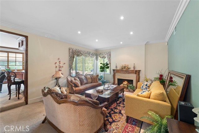 29628 Woodbrook Dr, Agoura Hills CA: https://media.crmls.org/medias/205f4746-16cb-49da-9f3d-dfdf6754aeab.jpg