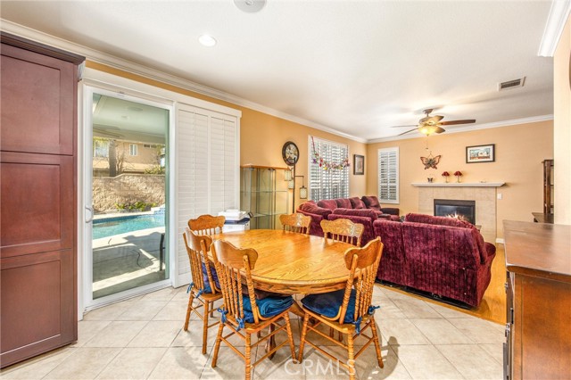 Detail Gallery Image 13 of 28 For 2821 Parksquare, Pomona,  CA 91767 - 4 Beds | 2/1 Baths