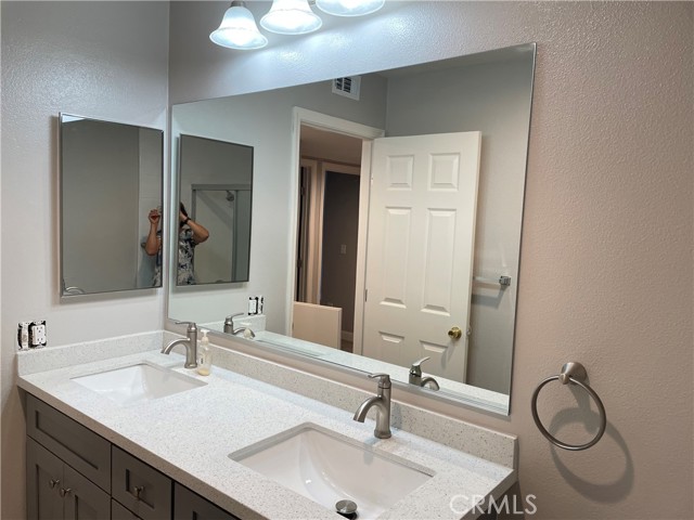 Detail Gallery Image 7 of 19 For 1001 W Macarthur Bld #37,  Santa Ana,  CA 92707 - 3 Beds | 2 Baths
