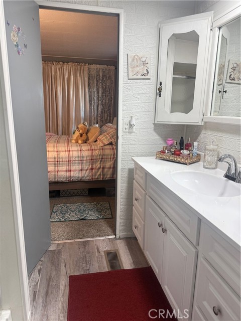 Detail Gallery Image 18 of 32 For 13393 Mariposa Rd, #97, Victorville,  CA 92395 - 3 Beds | 2 Baths