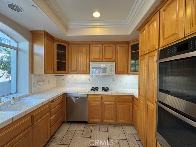 Detail Gallery Image 9 of 26 For 2118 Clark Ln a,  Redondo Beach,  CA 90278 - 4 Beds | 3/1 Baths