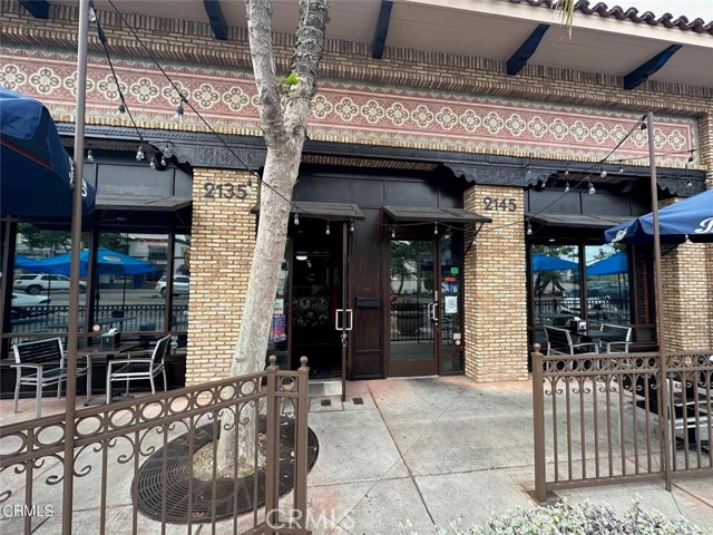 2135 Ventura Boulevard photo 7