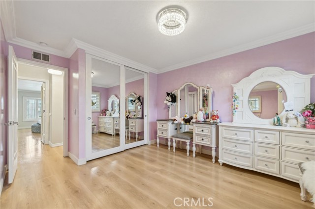 Detail Gallery Image 34 of 40 For 17675 Rainglen, Huntington Beach,  CA 92649 - 3 Beds | 2/1 Baths