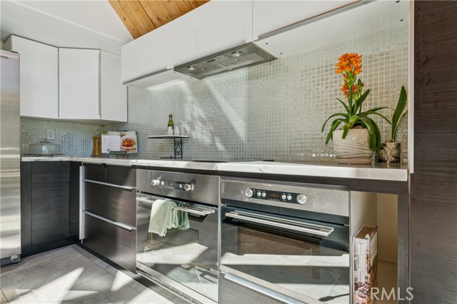 Detail Gallery Image 22 of 57 For 113 Brentwood, Lake Arrowhead,  CA 92352 - 6 Beds | 5/1 Baths