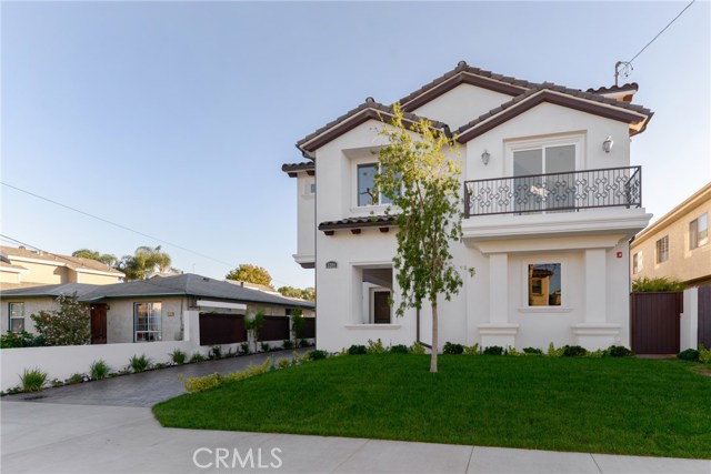 2204 Bataan Road, Redondo Beach, California 90278, 4 Bedrooms Bedrooms, ,3 BathroomsBathrooms,Residential,Sold,Bataan,PV16736961