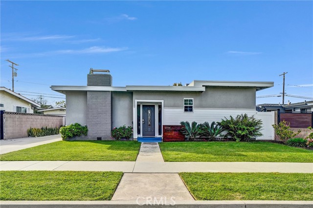 Detail Gallery Image 4 of 36 For 5224 E Flagstone St, Long Beach,  CA 90808 - 4 Beds | 3 Baths