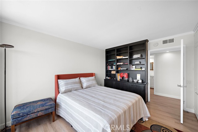 24055 Paseo Del Lago, Laguna Woods CA: https://media.crmls.org/medias/2065ac51-8410-44d5-91ae-7999ad737a3f.jpg