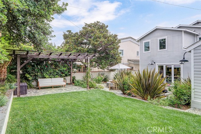 Detail Gallery Image 50 of 52 For 825 Center, El Segundo,  CA 90245 - 4 Beds | 3 Baths