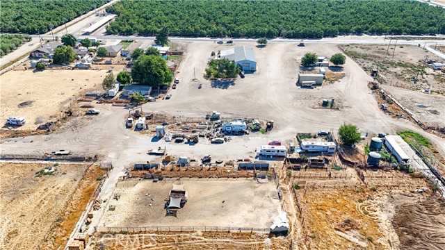 23174 Road 6, Chowchilla CA: https://media.crmls.org/medias/20664684-ba4e-4174-ac34-1db18eed5e89.jpg