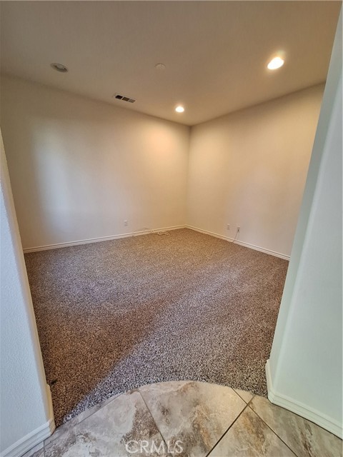 27416 Pinyon Street, Murrieta CA: https://media.crmls.org/medias/20666393-9216-4218-b235-7beaa0b1c94b.jpg