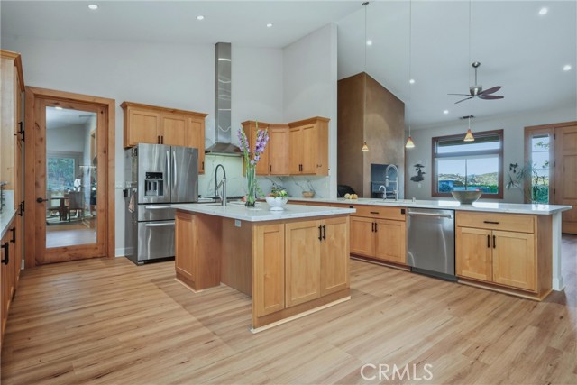 Image 9 of 42 For 17205 Black Oak Hill