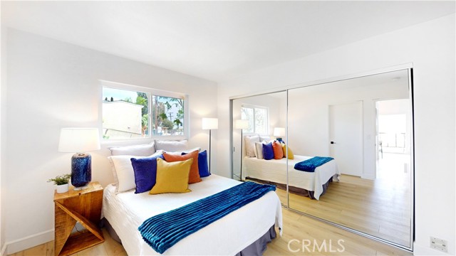 496 Crane Boulevard, Los Angeles CA: https://media.crmls.org/medias/2066d717-2e9b-4f20-8de2-bd936f8c8e98.jpg