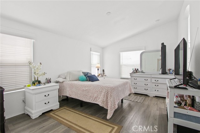 13202 Hoover Street, Westminster CA: https://media.crmls.org/medias/2066dde9-525c-4e5d-a281-ac06c2d8fd71.jpg