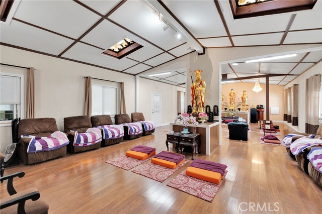 Detail Gallery Image 11 of 75 For 12660 Ivanhoe Rd, Lucerne Valley,  CA 92356 - 12 Beds | 12 Baths